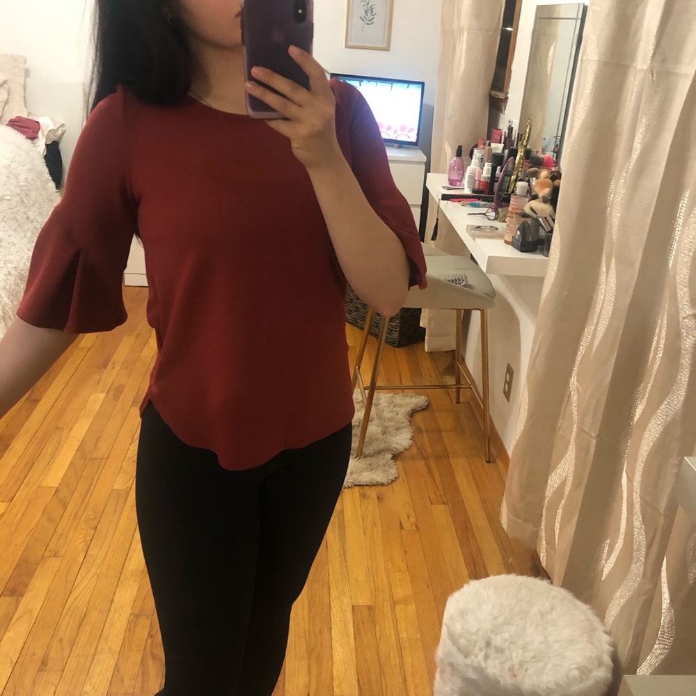 Ruffle sleeve blouse